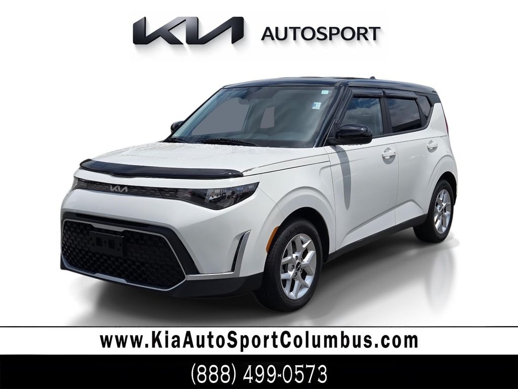 Certified 2025 Kia Soul Hatchback