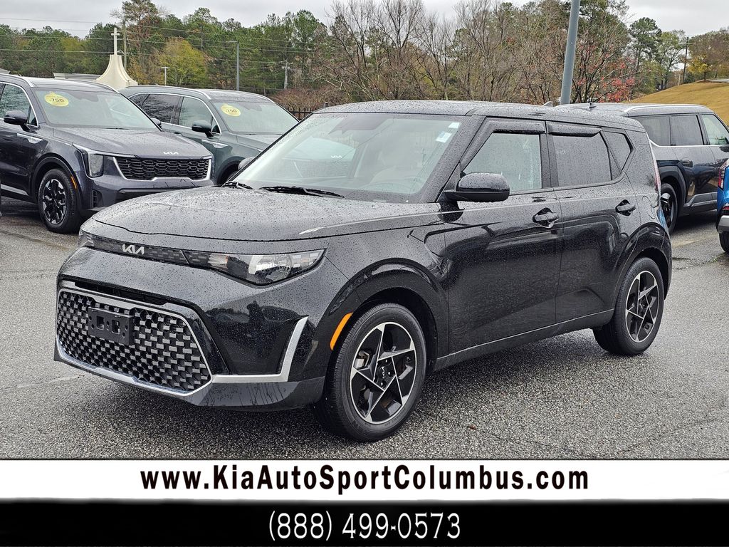 2023 Kia Soul EX's photo
