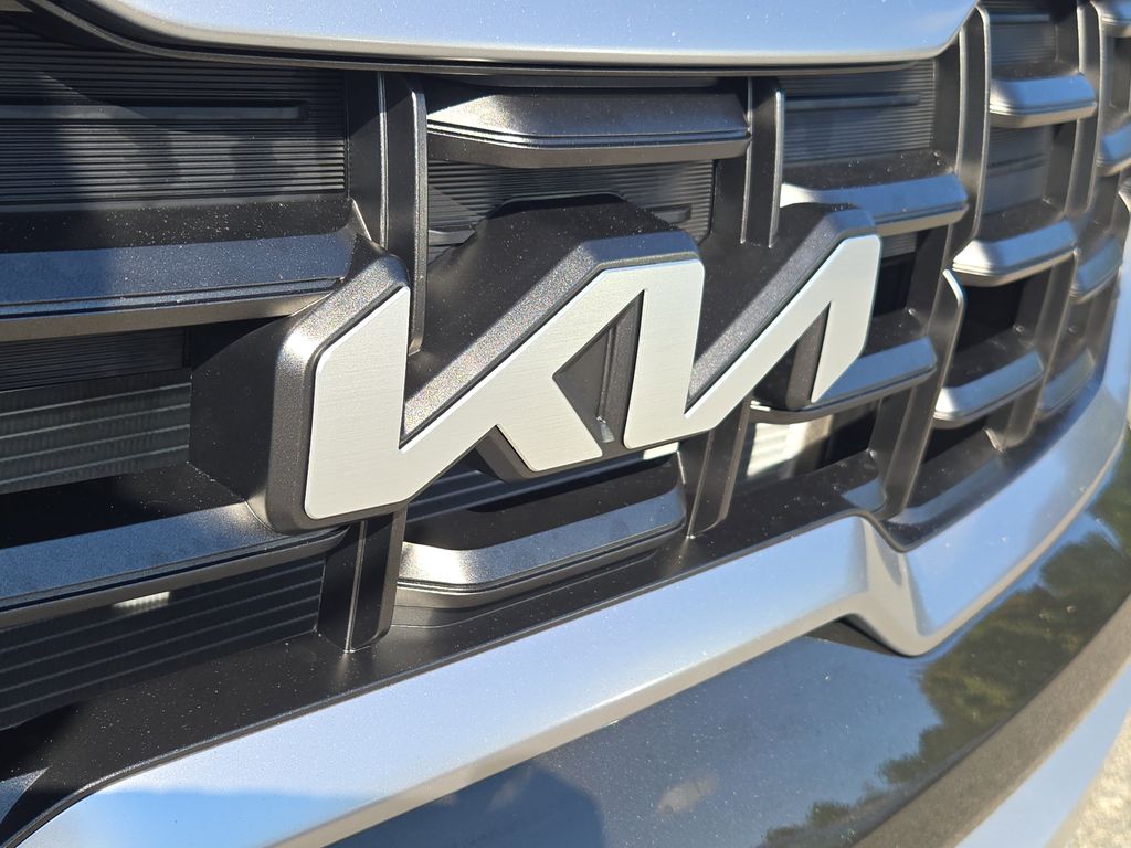 2025 Kia Telluride S photo 4