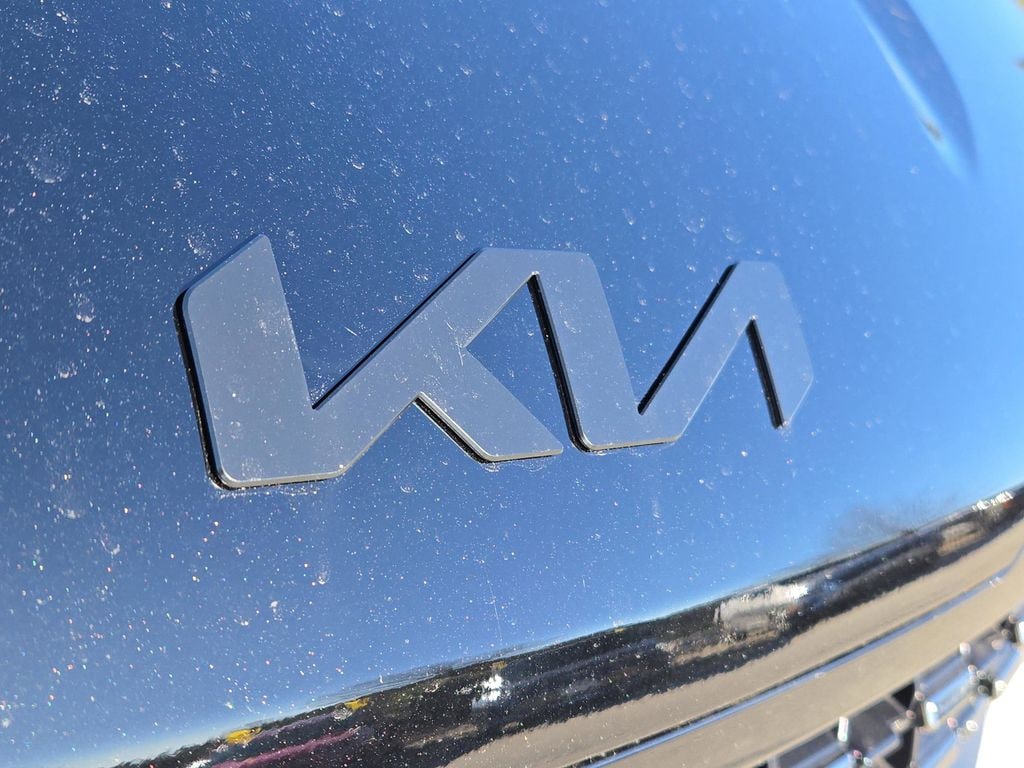 New 2026 Kia Carnival SX Van Passenger Van