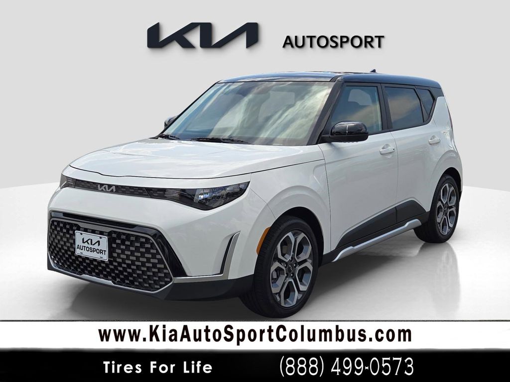 2025 Kia Soul EX's photo