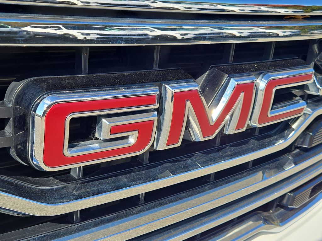 2024 Gmc Sierra 1500 SLT photo 4