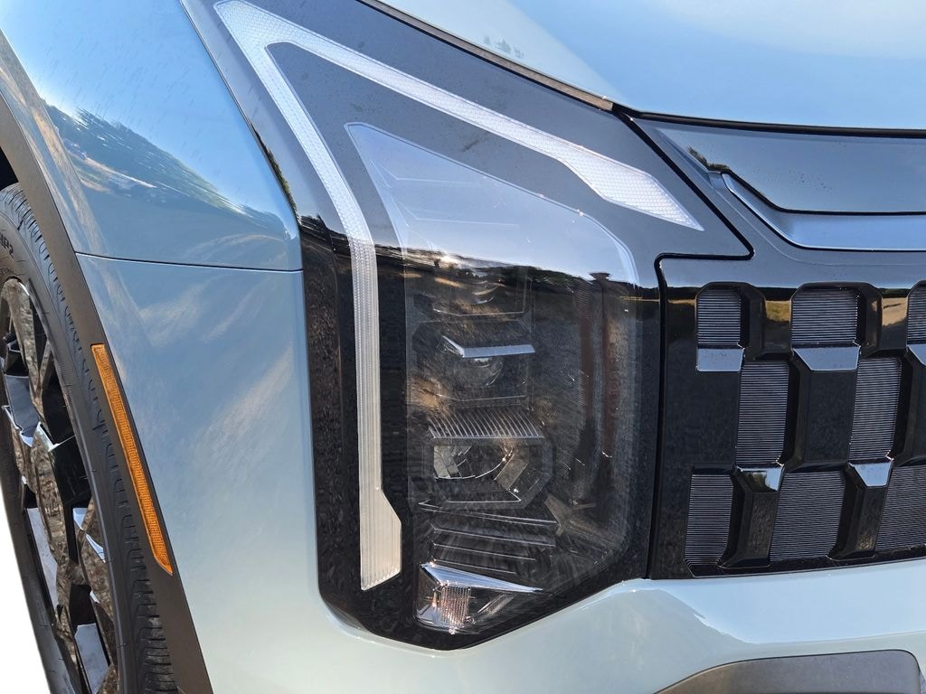New 2026 Kia Sportage Hybrid X-Line SUV