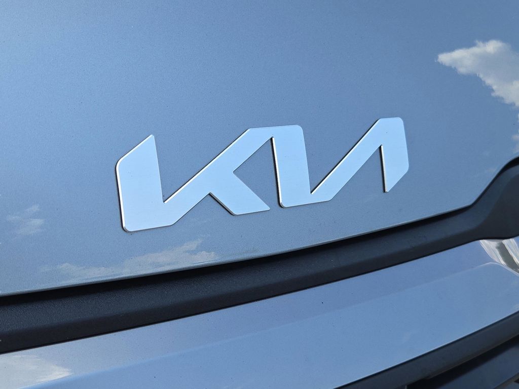 2026 Kia Sportage Hybrid LX photo 4