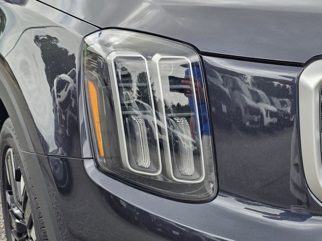 2025 Kia Telluride SX photo 4