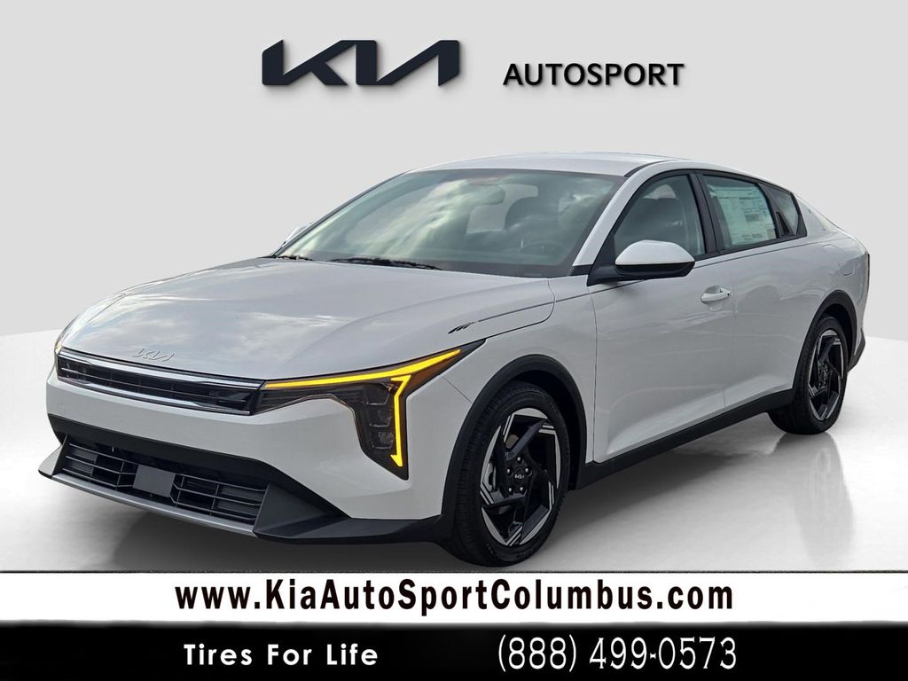 2025 Kia K4 EX's photo
