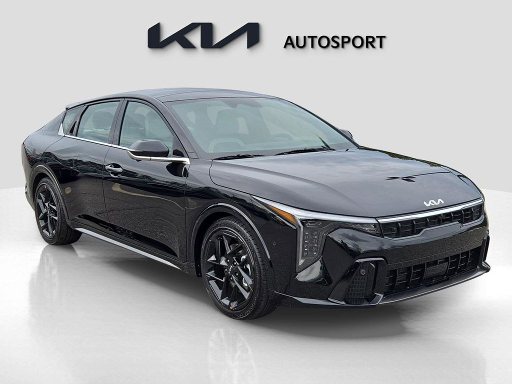 New 2025 Kia K4 GT-Line Turbo Sedan