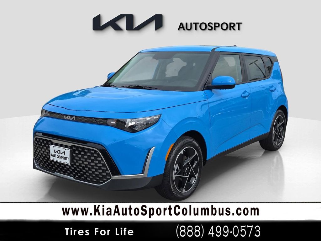2025 Kia Soul EX's photo