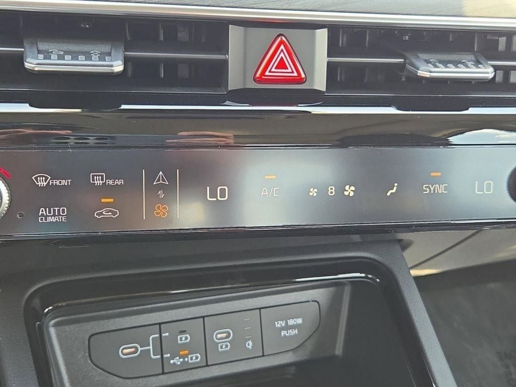 2026 Kia K5 EX - Photo 24