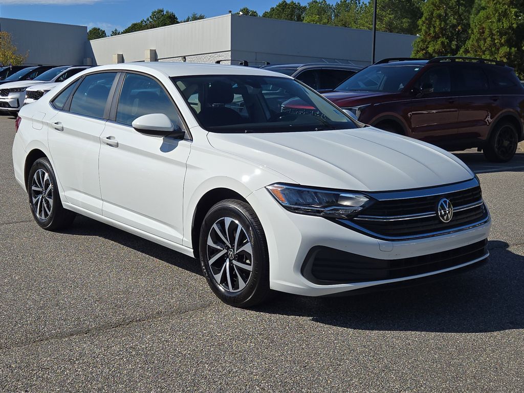 2024 Volkswagen Jetta 1.5T S photo 3