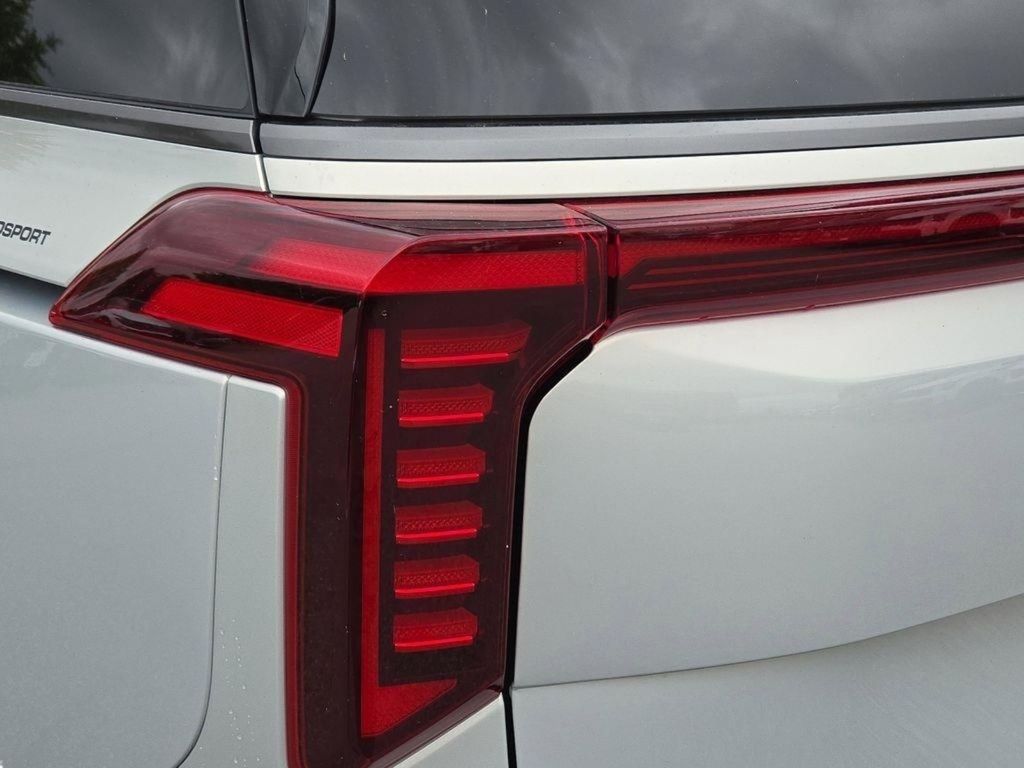 2026 Kia Carnival SX Prestige - Photo 12