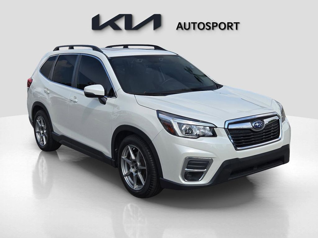 2019 Subaru Forester Limited photo 3