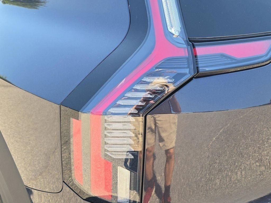 2026 Kia EV9 Wind - Photo 12