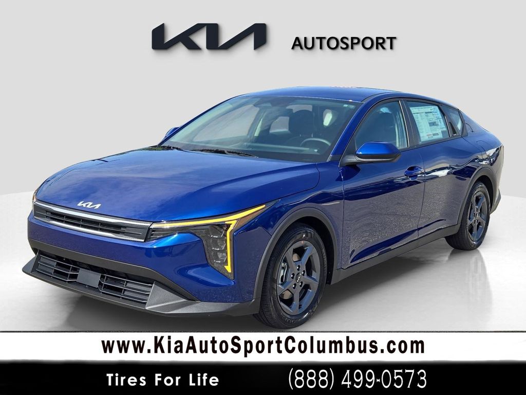 2025 Kia K4 LXS's photo