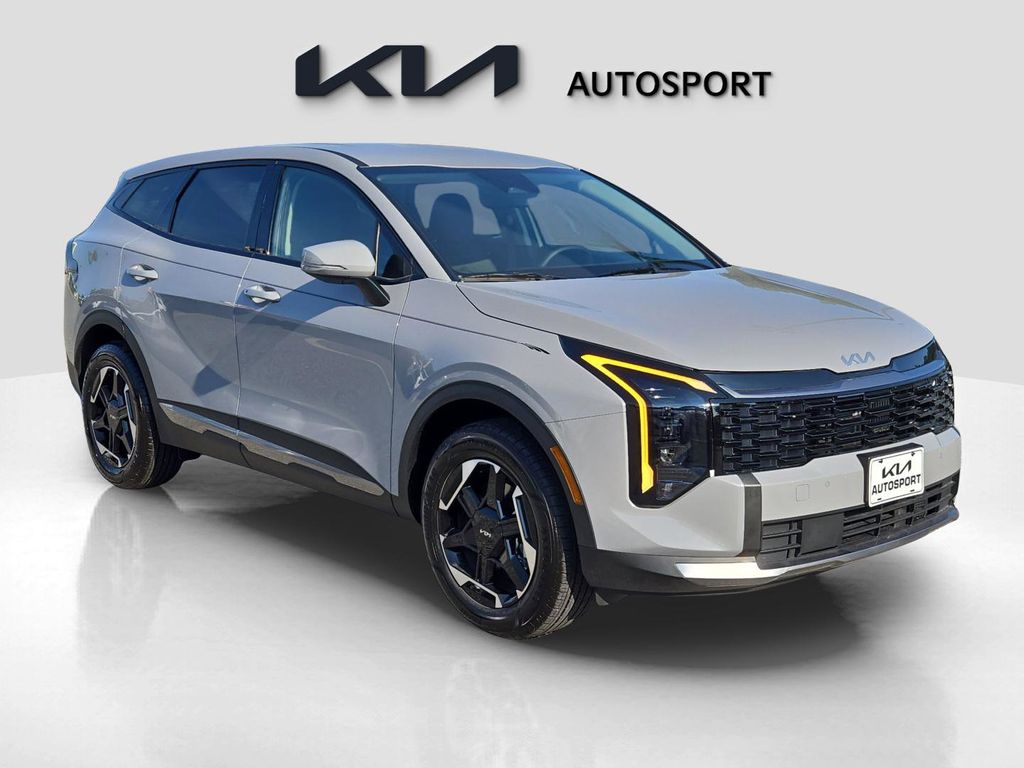 2026 Kia Sportage Hybrid S photo 3