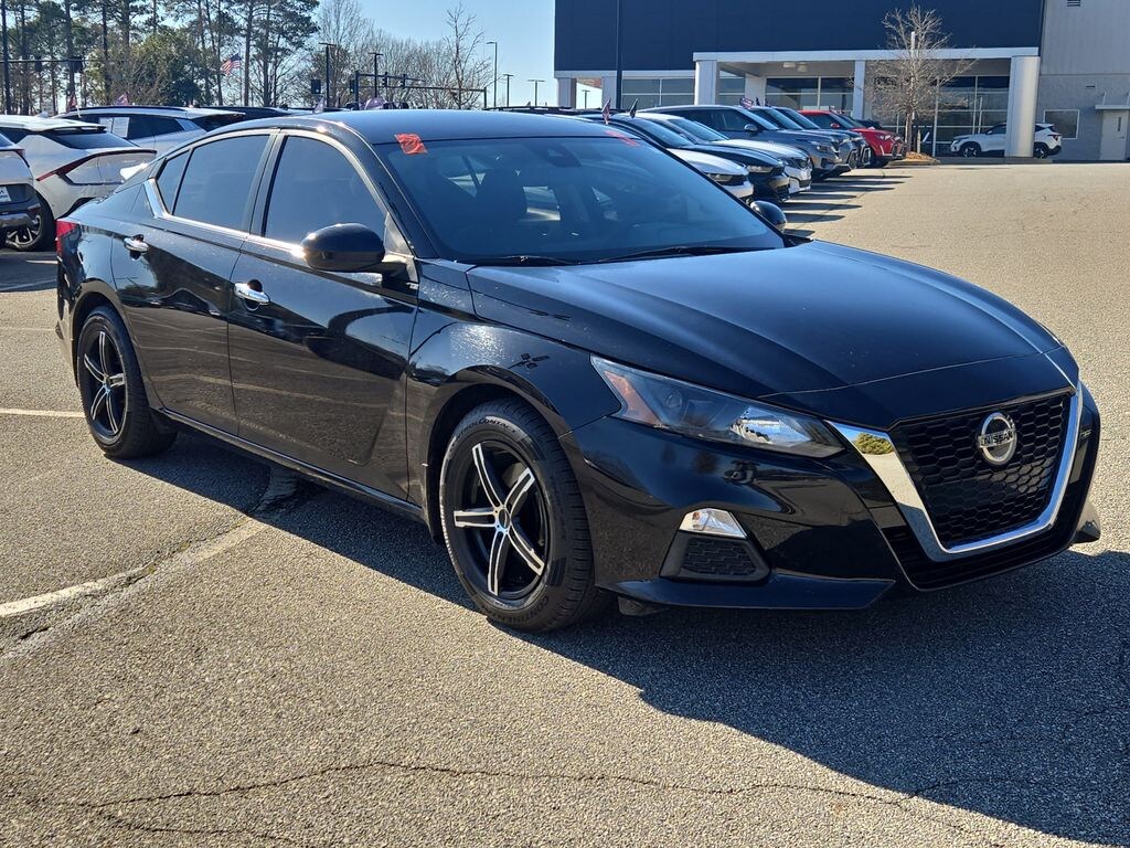 Used 2022 Nissan Altima 2.5 S Sedan