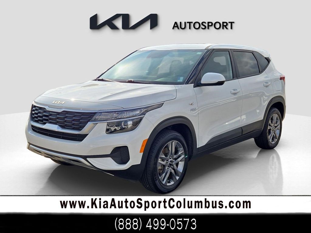 2023 Kia Seltos LX's photo