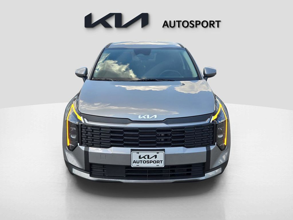 2026 Kia Sportage Hybrid LX photo 2