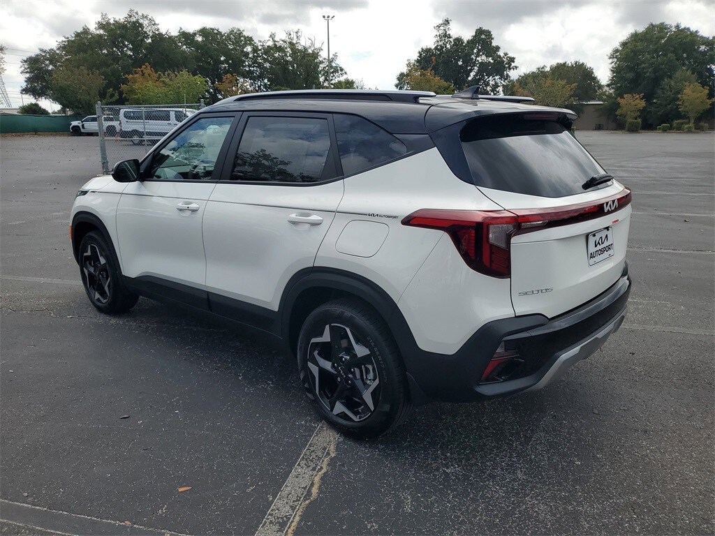 2026 Kia Seltos S photo 3