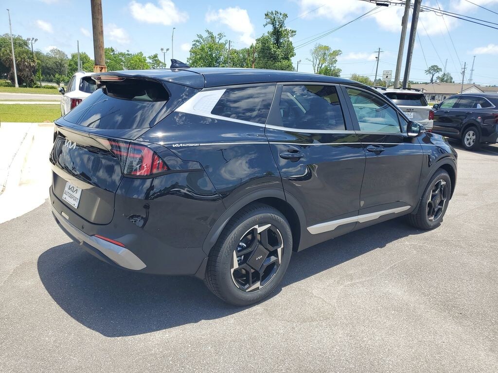 New 2026 Kia Sportage EX SUV