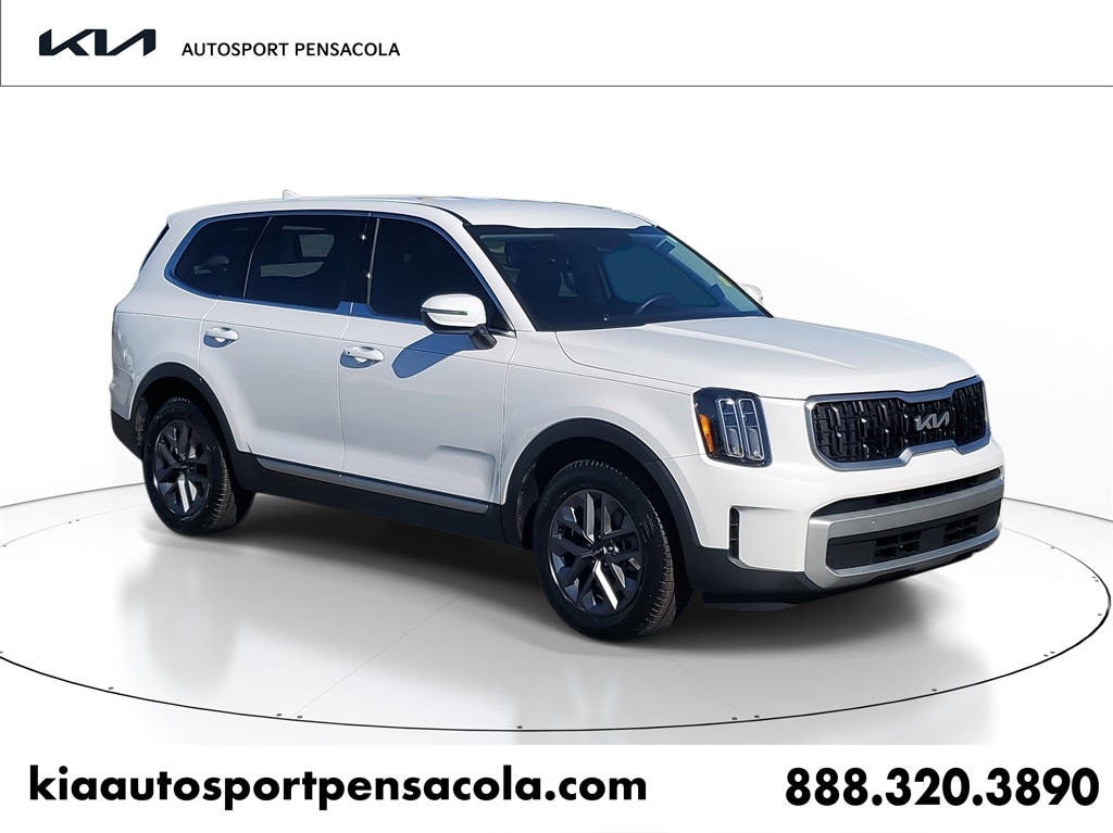 2024 Kia Telluride LX's photo