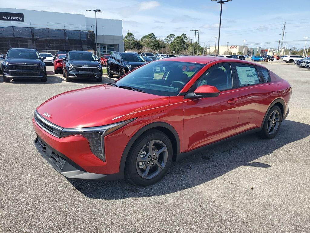 New 2026 Kia K4 LXS Sedan