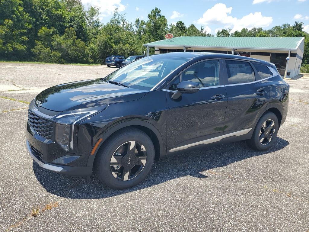 New 2026 Kia Sportage LX SUV
