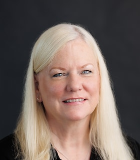 Staff member Debbie Hooper from ID_6c5fea1e12bc