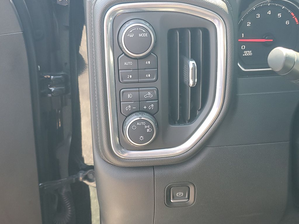 2022 Chevrolet Silverado 1500 Limited RST - Photo 10