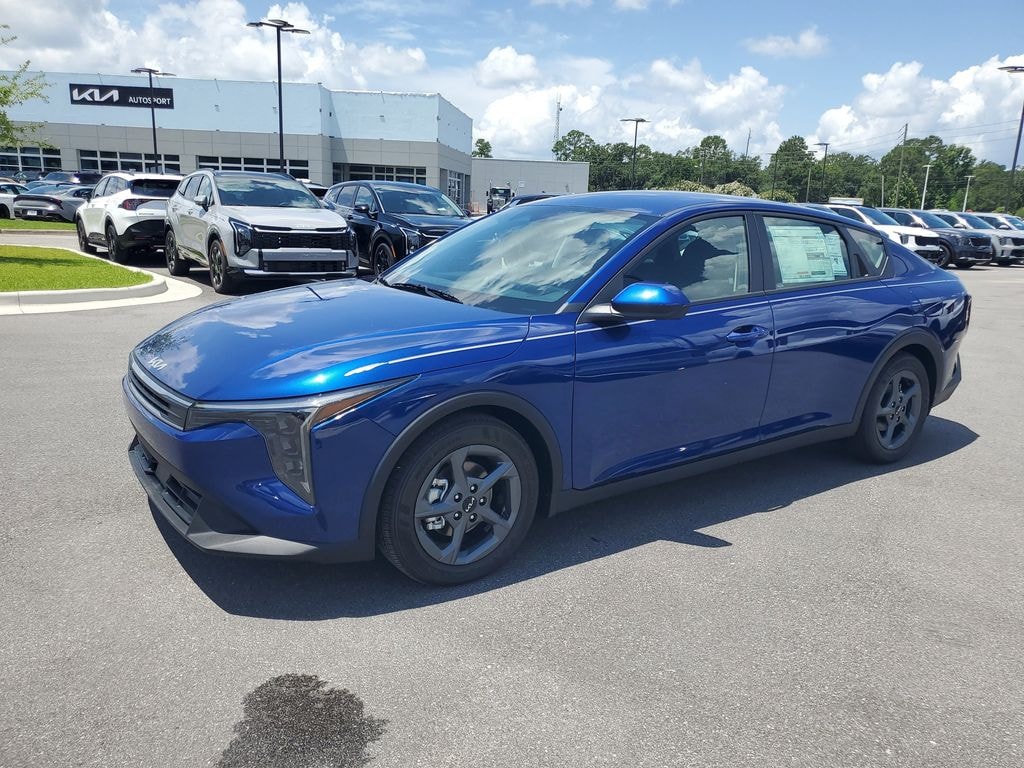 New 2026 Kia K4 LXS Sedan