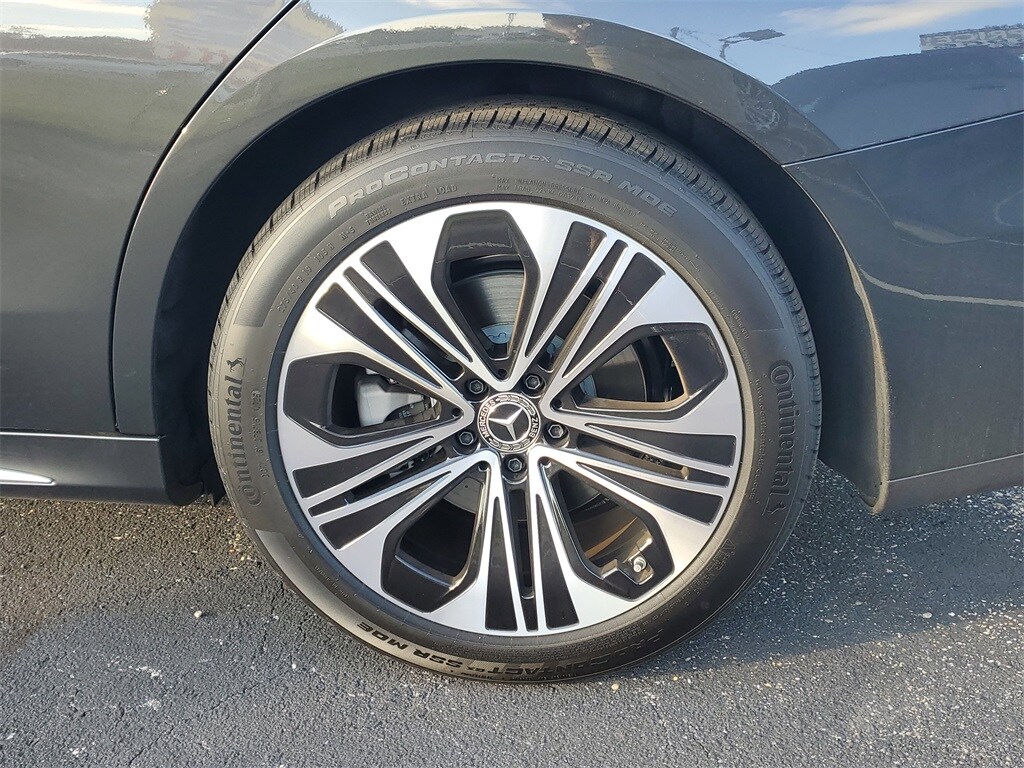 2026 Mercedes Benz E 350 photo 4