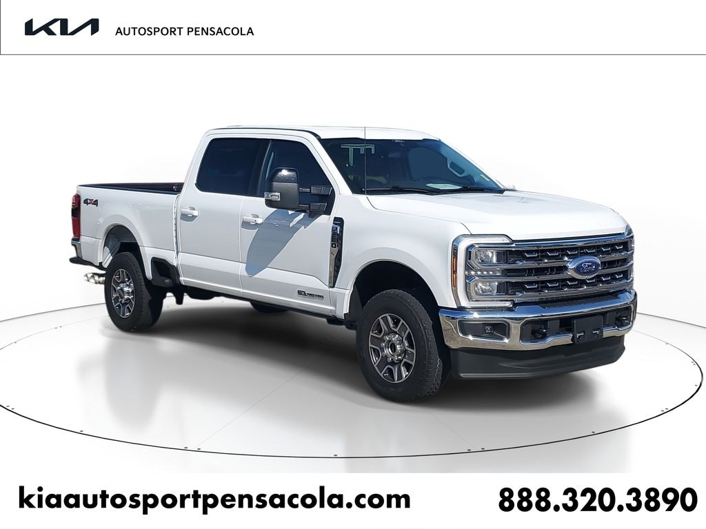 Used 2024 Ford F-250SD Lariat Truck