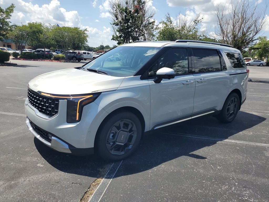 New 2026 Kia Carnival Hybrid SX Minivan/Van