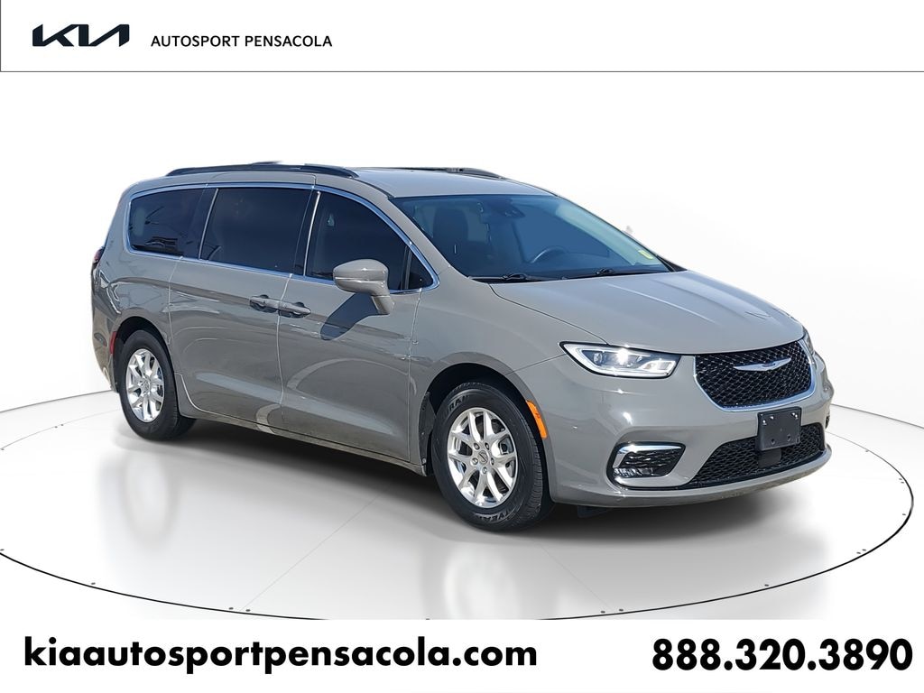 Used 2022 Chrysler Pacifica Touring L Minivan/Van