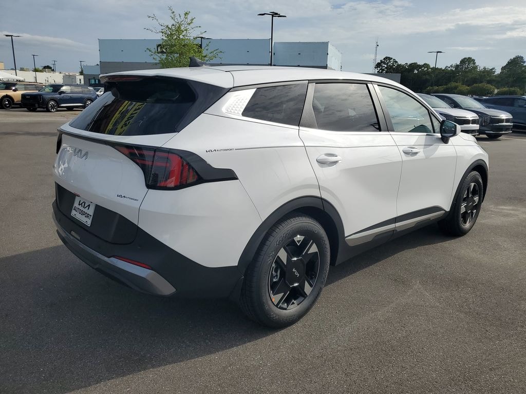 New 2026 Kia Sportage LX SUV