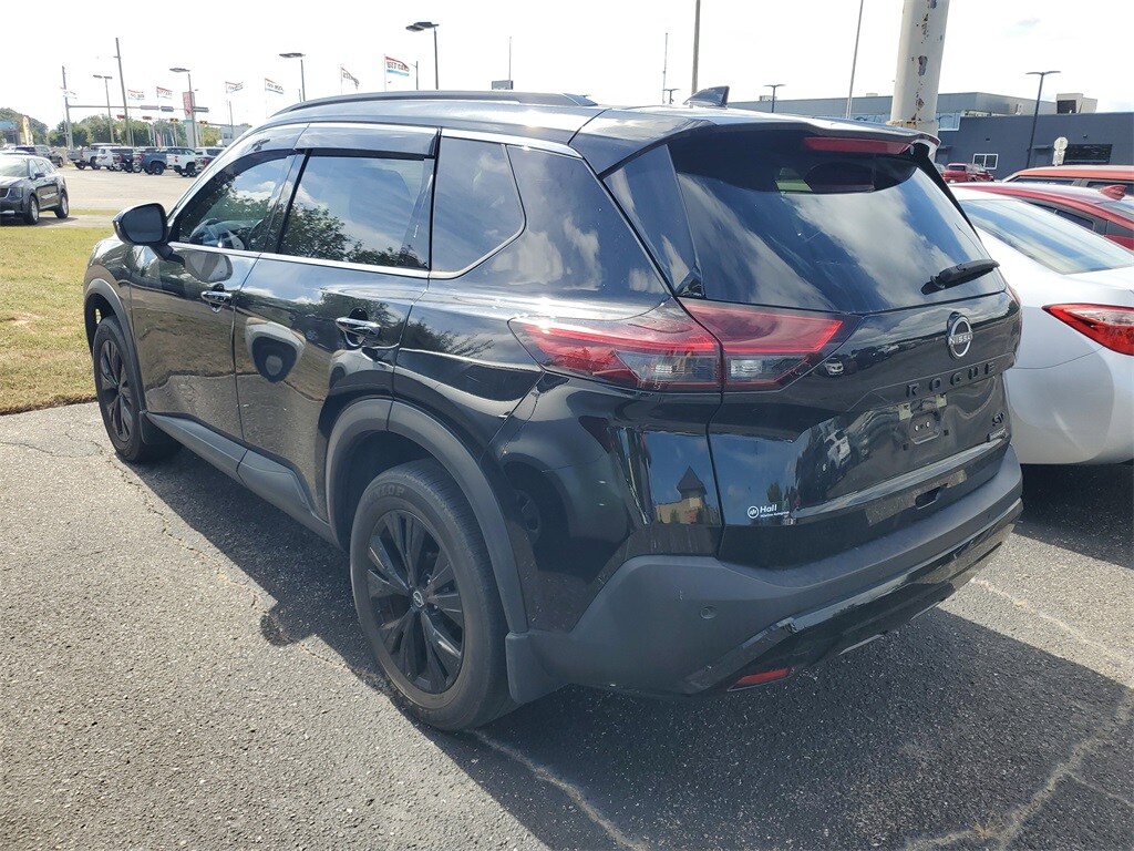2023 Nissan Rogue SV photo 2