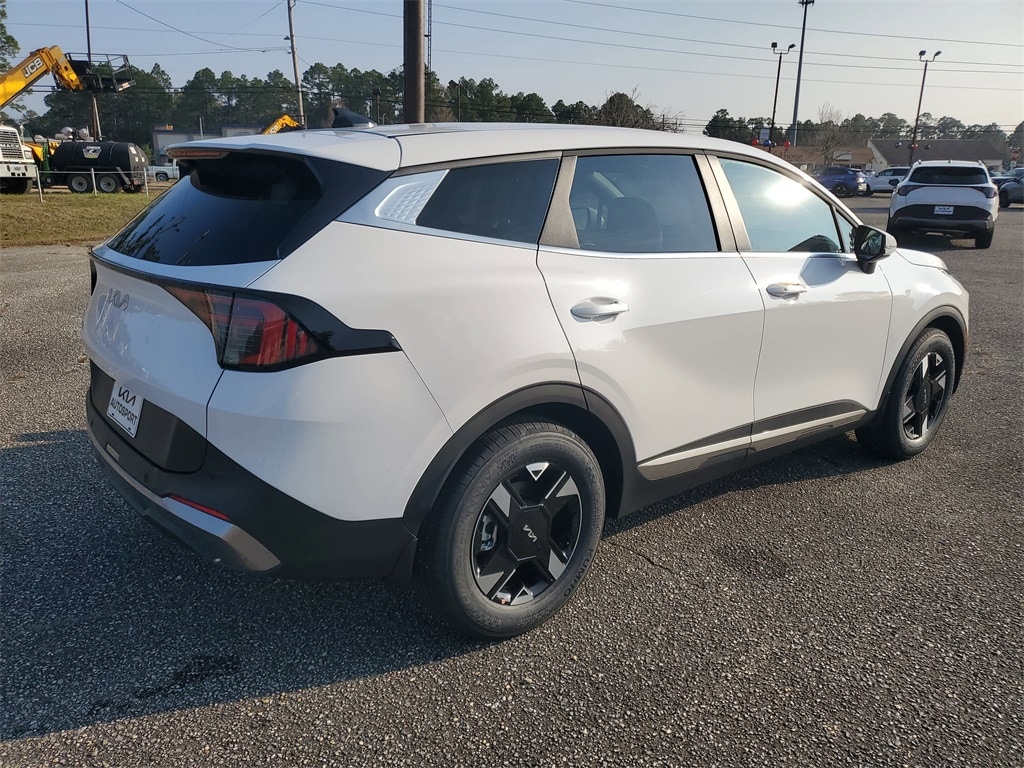 New 2026 Kia Sportage LX SUV