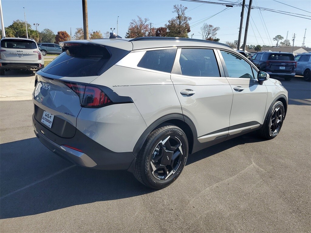 2026 Kia Sportage EX photo 4