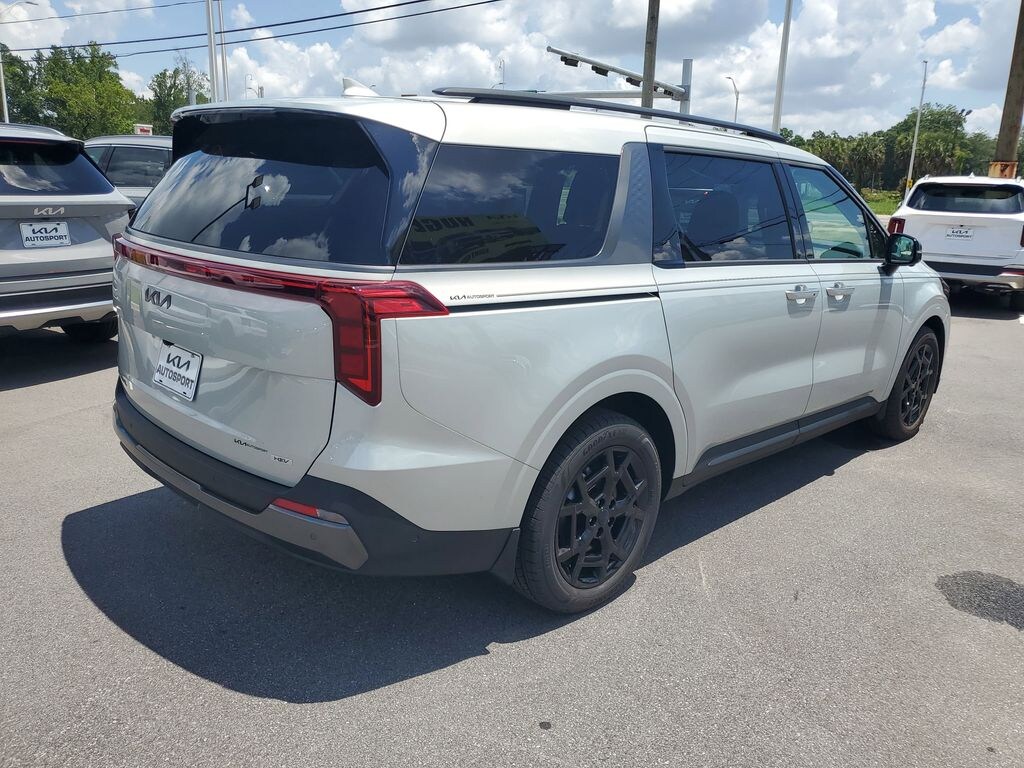 New 2026 Kia Carnival Hybrid SX Minivan/Van