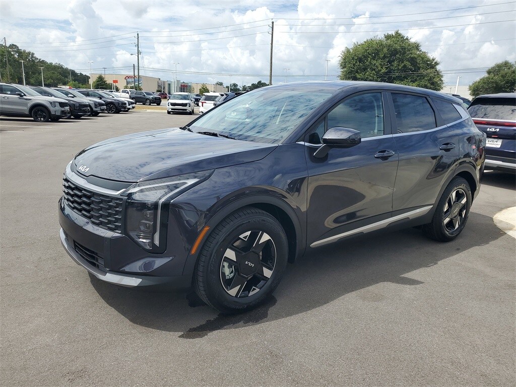 2026 Kia Sportage LX photo 2