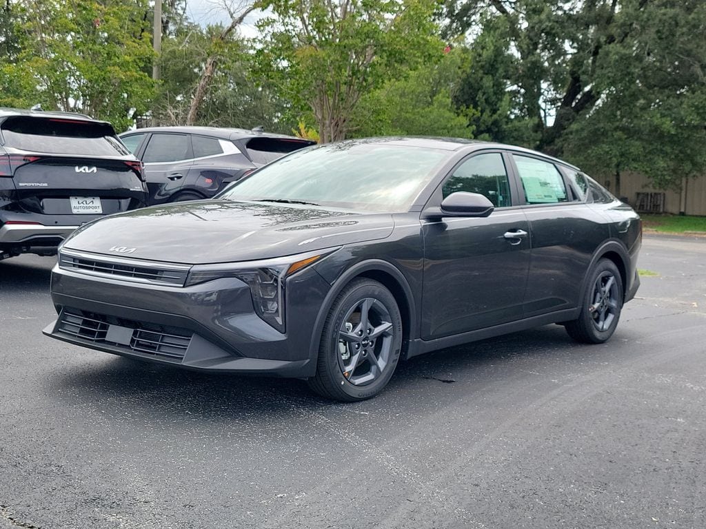 New 2026 Kia K4 LXS Sedan