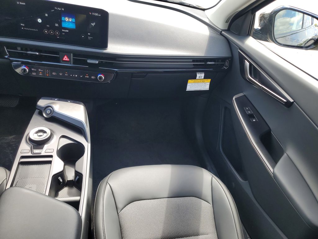 2025 Kia EV6 Light L/R - Photo 25
