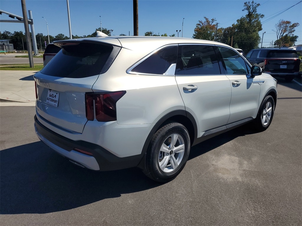 New 2026 Kia Sorento LX SUV