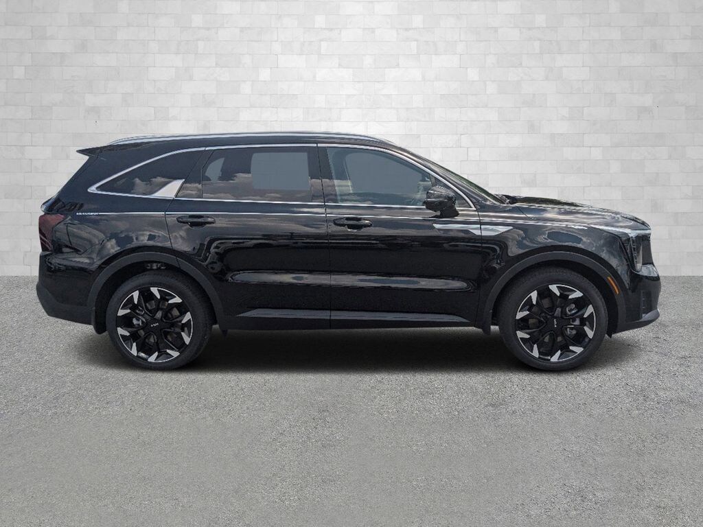 Used 2025 Kia Sorento EX SUV