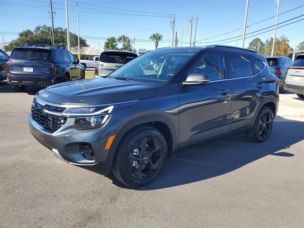 New 2026 Kia Seltos EX SUV