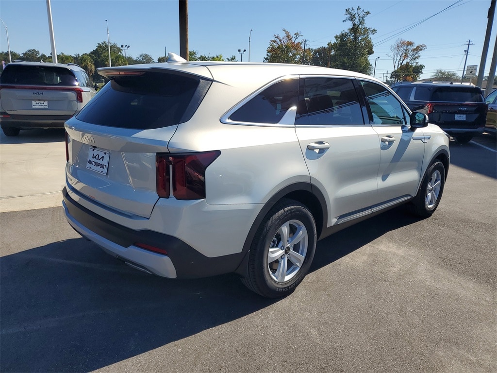 New 2026 Kia Sorento LX SUV