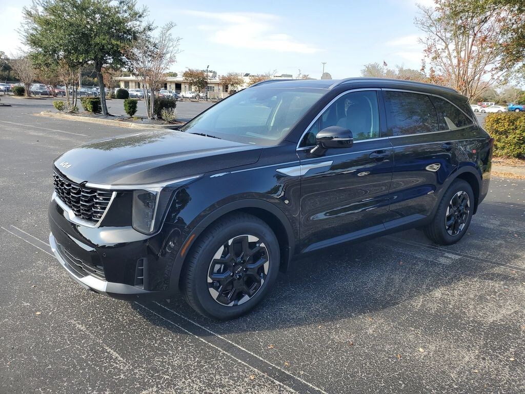 New 2026 Kia Sorento S SUV