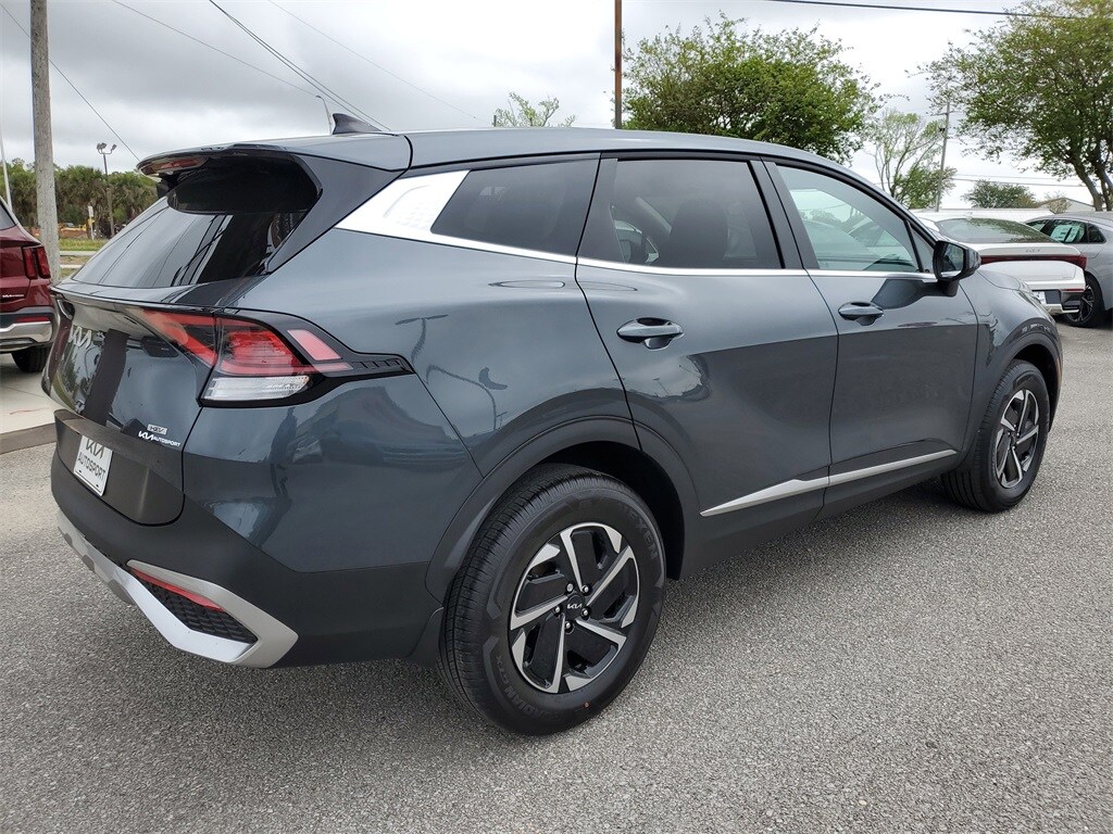 2025 Kia Sportage Hybrid LX photo 4