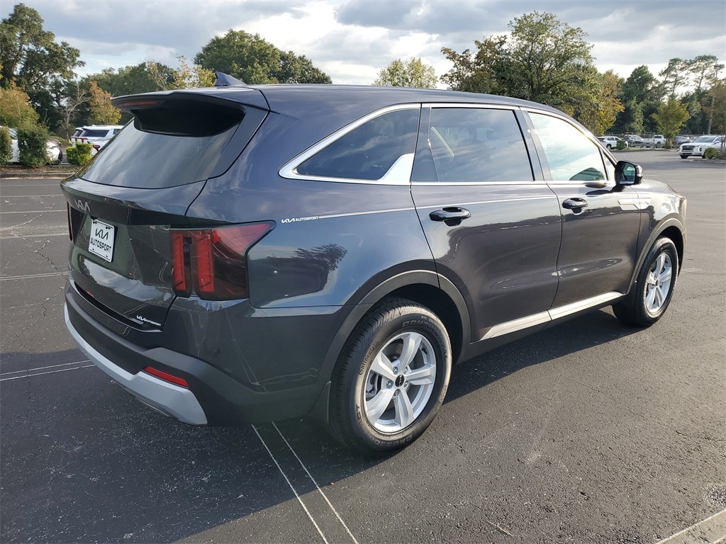 New 2026 Kia Sorento LX SUV