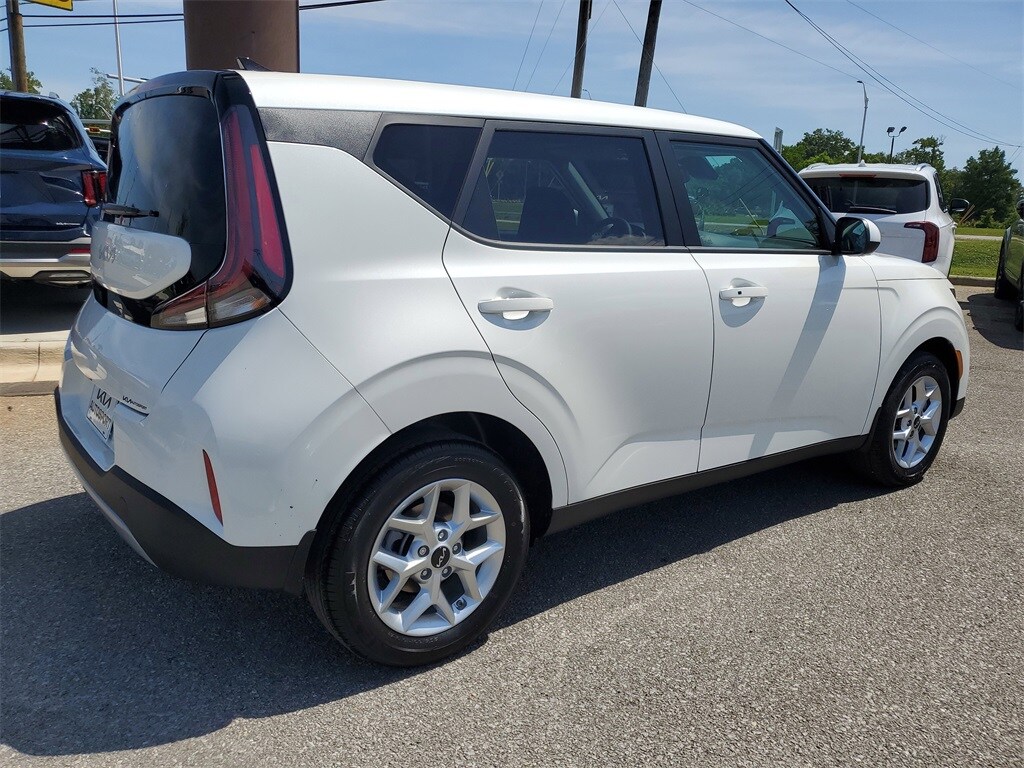 2025 Kia Soul S photo 4